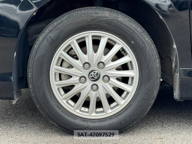 Toyota VOXY HYBRID 2015-08 7903623-7