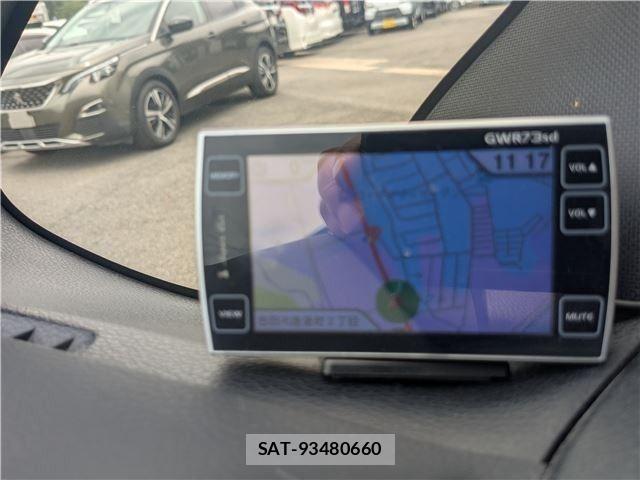 Toyota VOXY HYBRID 2014-08 7903624-22