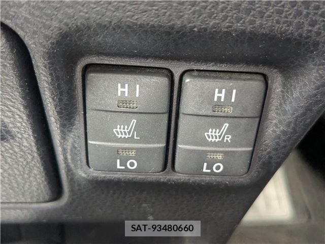 Toyota VOXY HYBRID 2014-08 7903624-26