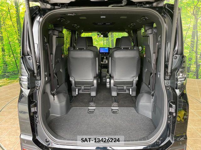 Toyota VOXY HYBRID 2025-12 7903615-10