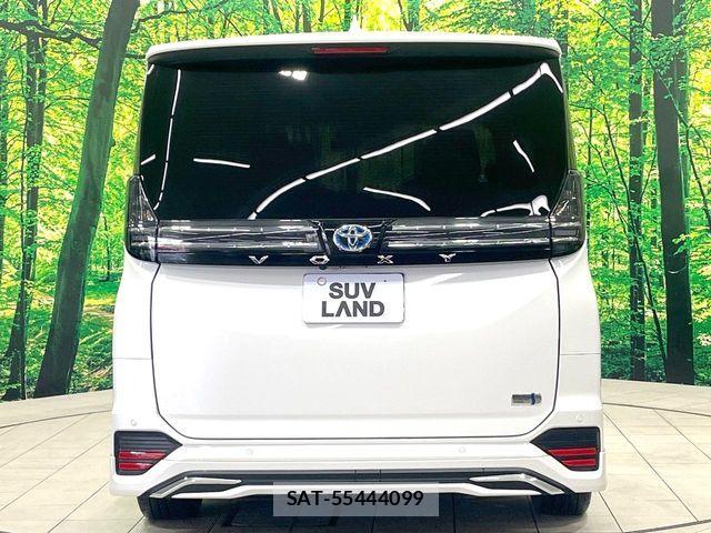 Toyota VOXY HYBRID 2024-03 7903616-16