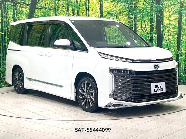 Toyota VOXY HYBRID 2024-03 7903616-17