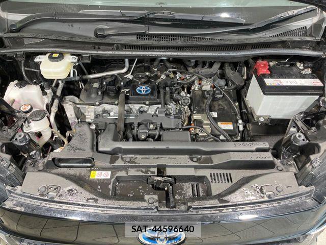 Toyota VOXY HYBRID 2023-07 7903617-18