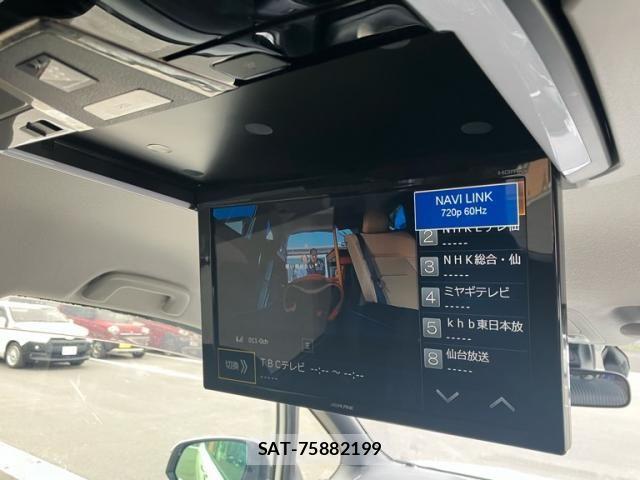 Toyota VOXY HYBRID 2016-07 7964377-16