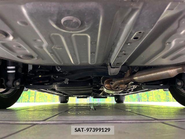 Toyota VOXY HYBRID 2020-01 7964372-18