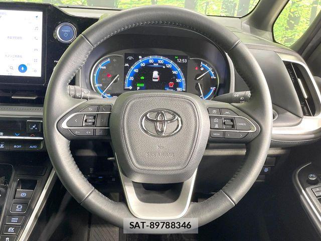 Toyota VOXY HYBRID 2023-02 7964370-11