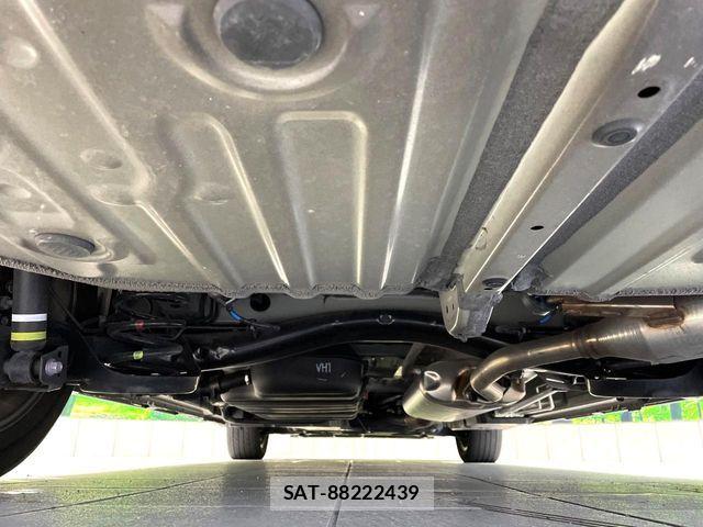 Toyota VOXY HYBRID 2023-06 7964360-19