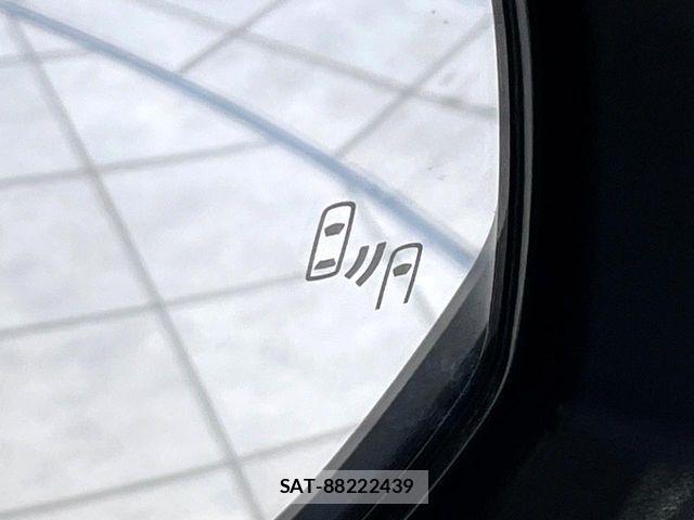 Toyota VOXY HYBRID 2023-06 7964360-4