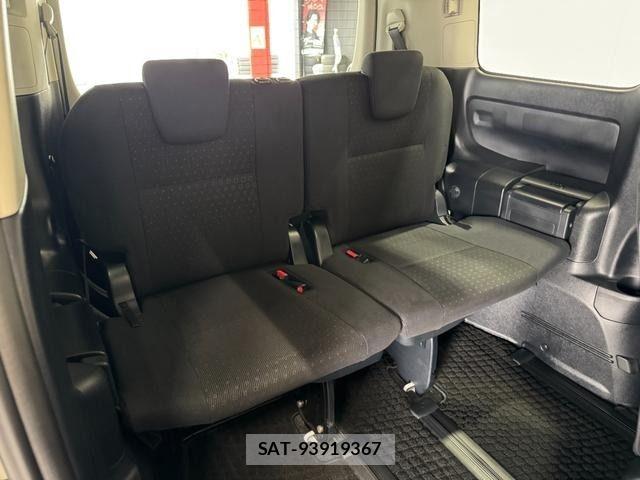 Toyota VOXY HYBRID 2014-05 7964374-10