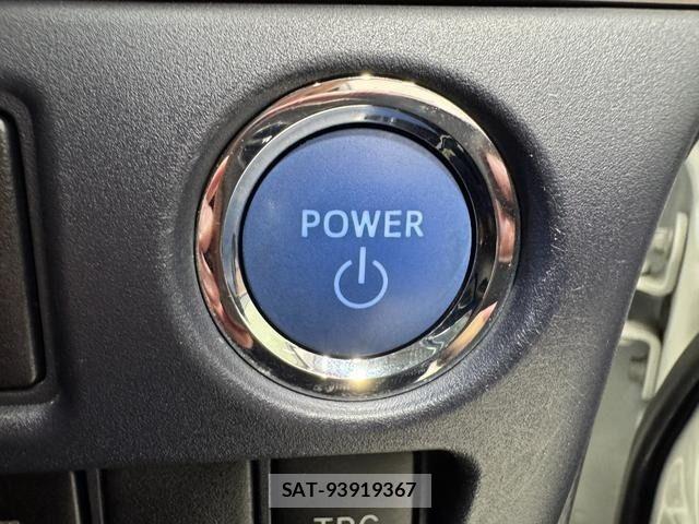 Toyota VOXY HYBRID 2014-05 7964374-14