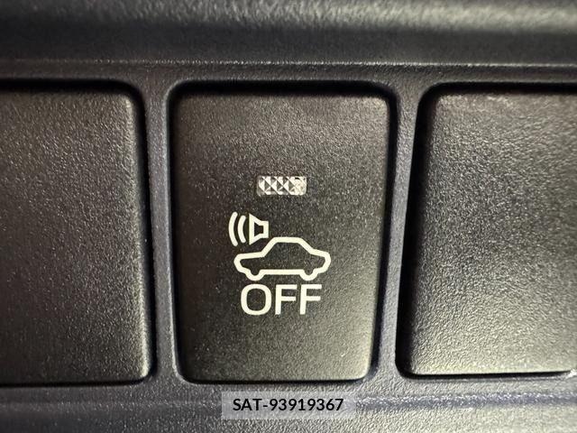 Toyota VOXY HYBRID 2014-05 7964374-24