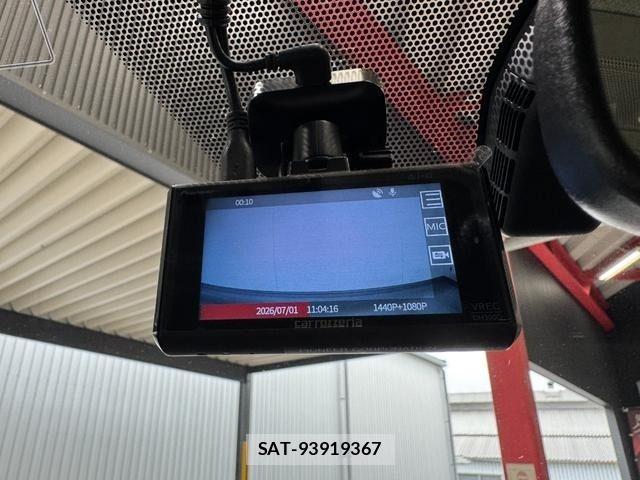 Toyota VOXY HYBRID 2014-05 7964374-27
