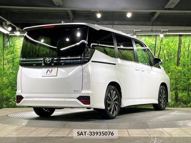 Toyota VOXY HYBRID 2025-09 7964356-17