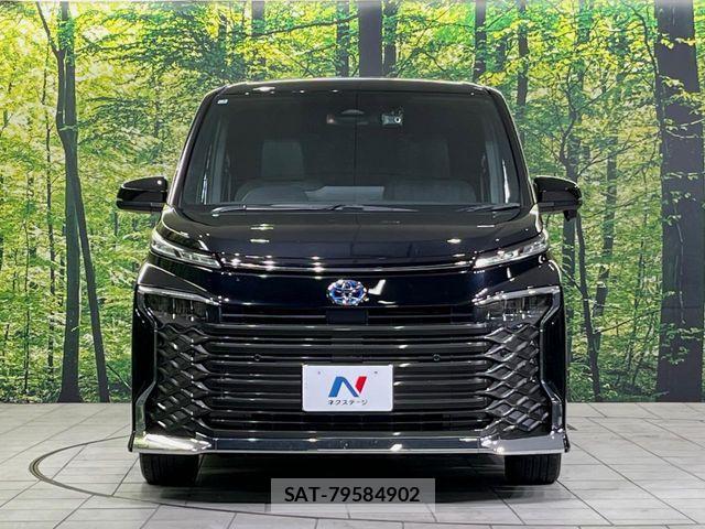 Toyota VOXY HYBRID 2023-03 7964371-15