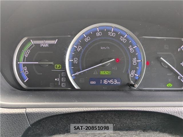 Toyota VOXY HYBRID 2015-01 7964376-14