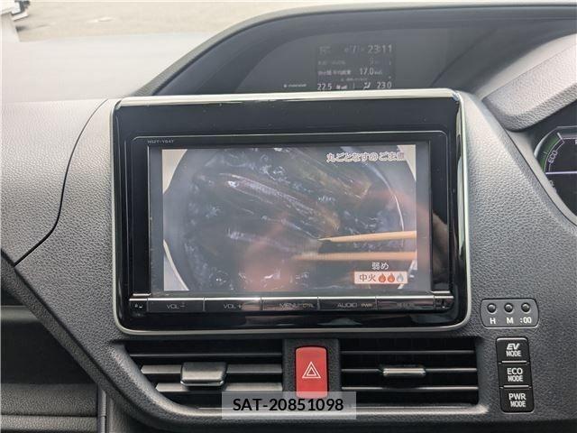 Toyota VOXY HYBRID 2015-01 7964376-19
