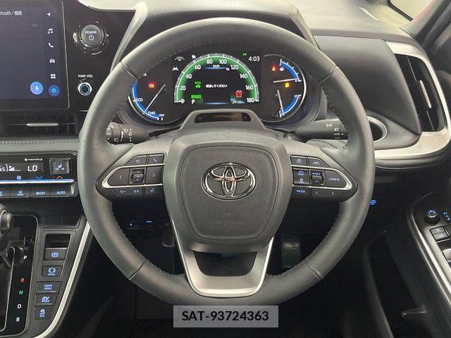 Toyota VOXY HYBRID 2023-09 7964359-11