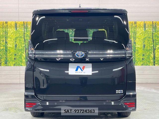 Toyota VOXY HYBRID 2023-09 7964359-15