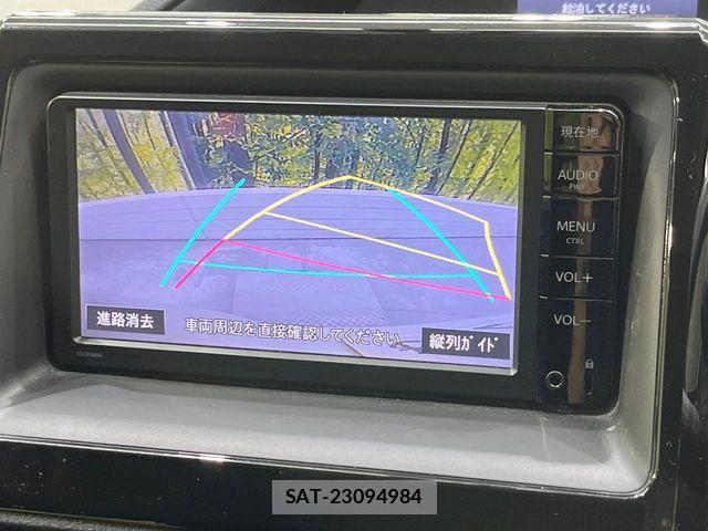 Toyota VOXY HYBRID 2015-12 7964375-4