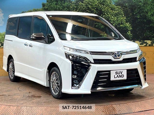 Toyota VOXY HYBRID 2021-06 7981536-16