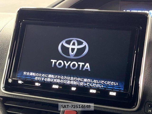 Toyota VOXY HYBRID 2021-06 7981536-3