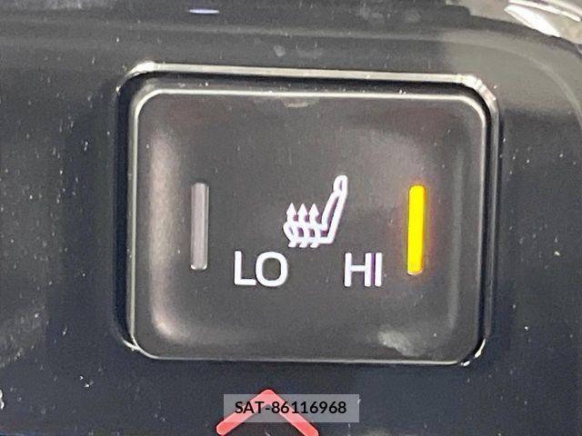 Toyota VOXY HYBRID 2026-04 7981518-5