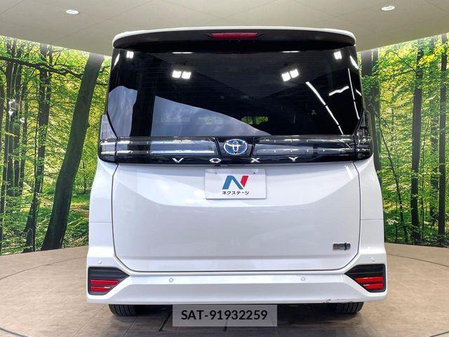 Toyota VOXY HYBRID 2024-08 7981528-15