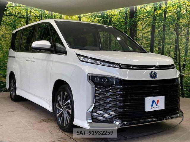 Toyota VOXY HYBRID 2024-08 7981528-16