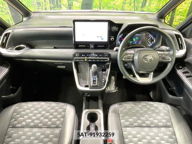 Toyota VOXY HYBRID 2024-08 7981528-1