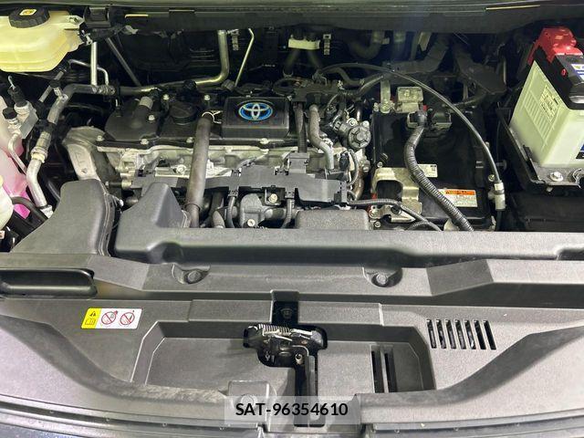 Toyota VOXY HYBRID 2022-06 7981533-15