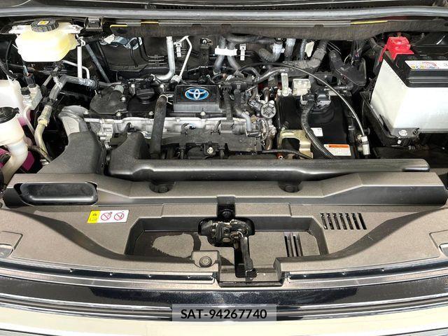 Toyota VOXY HYBRID 2024-02 7981519-17
