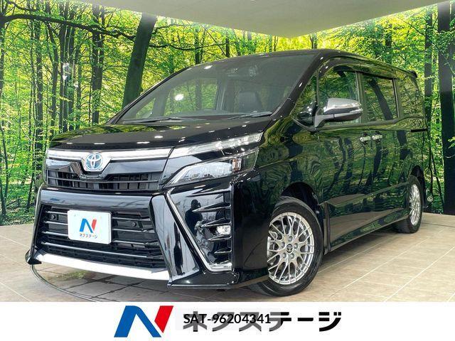 Toyota VOXY HYBRID 2021-11 7981543-0