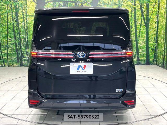 Toyota VOXY HYBRID 2023-08 7981537-15