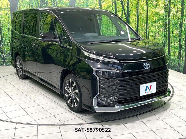 Toyota VOXY HYBRID 2023-08 7981537-16