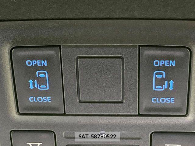 Toyota VOXY HYBRID 2023-08 7981537-6