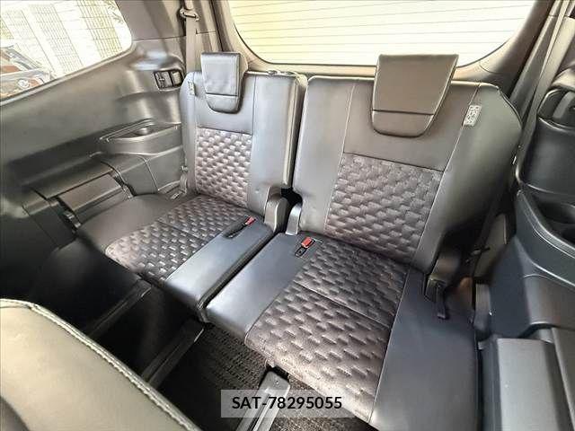 Toyota VOXY HYBRID 2022-09 7981532-20