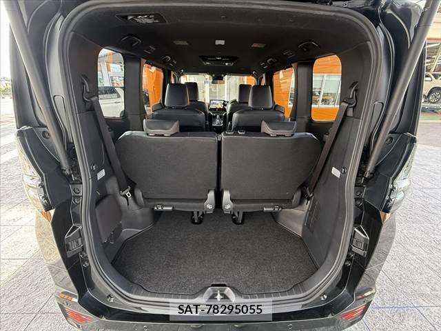 Toyota VOXY HYBRID 2022-09 7981532-21
