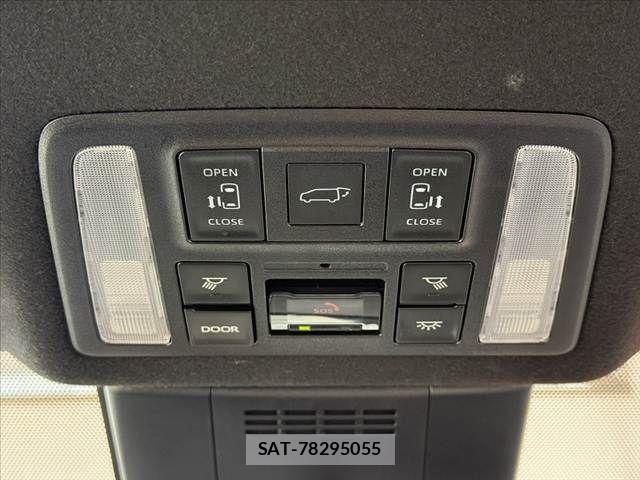 Toyota VOXY HYBRID 2022-09 7981532-26