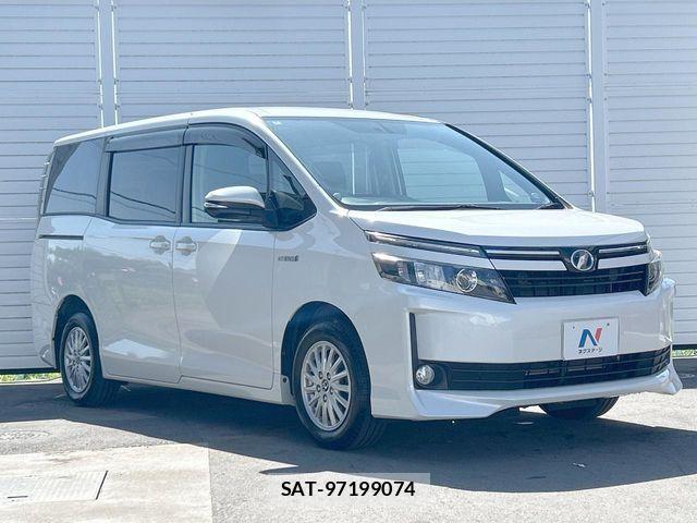 Toyota VOXY HYBRID 2014-05 7981546-15