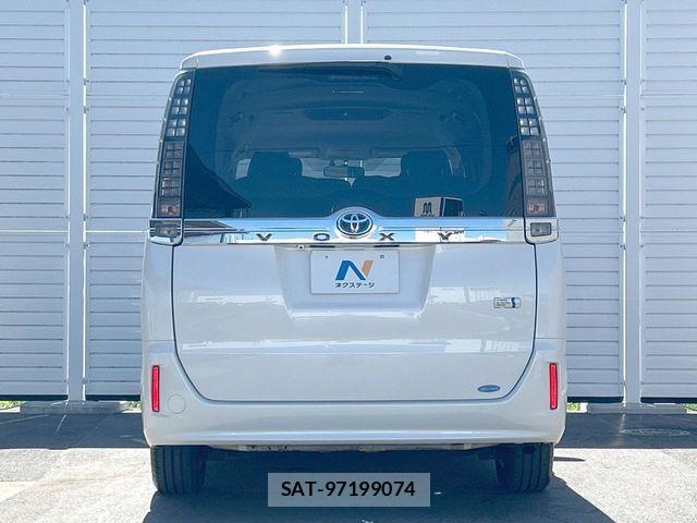 Toyota VOXY HYBRID 2014-05 7981546-17