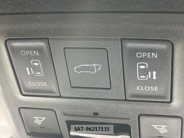 Toyota VOXY HYBRID 2025-11 8039132-4