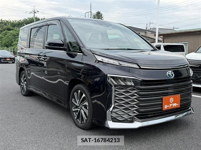 Toyota VOXY HYBRID 2022-11 8039140-21