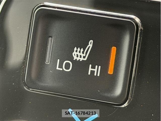 Toyota VOXY HYBRID 2022-11 8039140-5