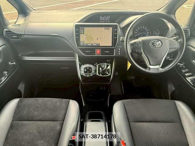 Toyota VOXY HYBRID 2020-12 8039146-14