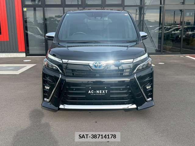Toyota VOXY HYBRID 2020-12 8039146-16