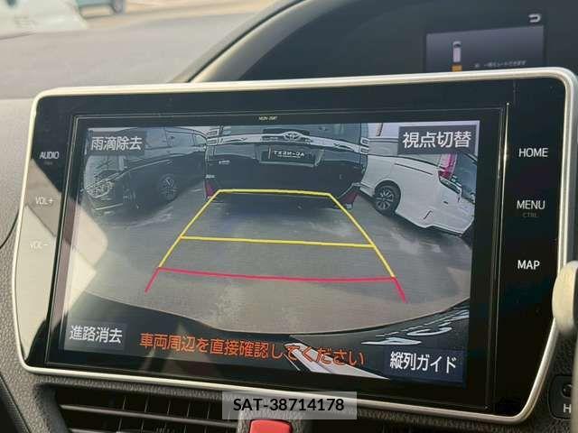 Toyota VOXY HYBRID 2020-12 8039146-4