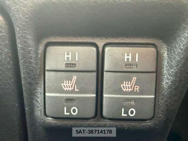 Toyota VOXY HYBRID 2020-12 8039146-5