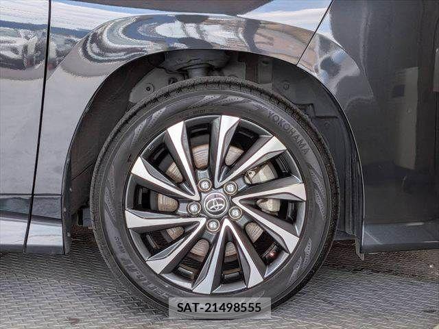 Toyota VOXY HYBRID 2023-09 8039142-13