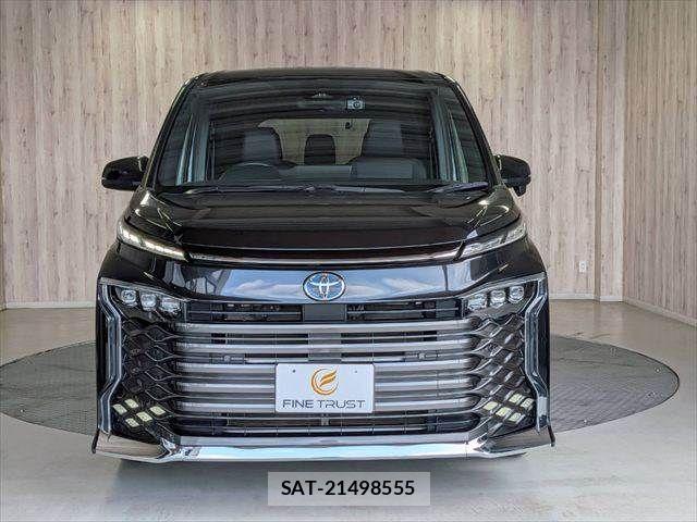 Toyota VOXY HYBRID 2023-09 8039142-14