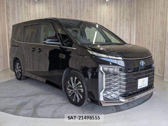 Toyota VOXY HYBRID 2023-09 8039142-15